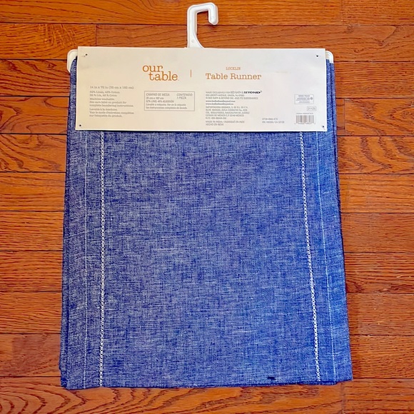 Locklin Table Runner in denim blue - Picture 2 of 4